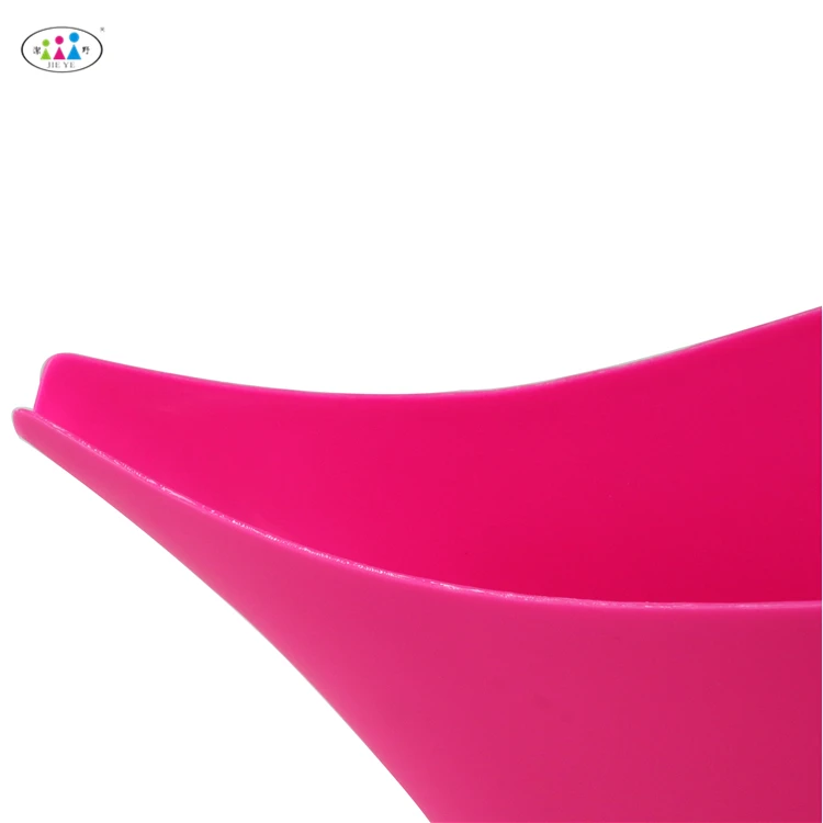 Factory price handheld watering pot flower planter plastic garden bottle water spray cans