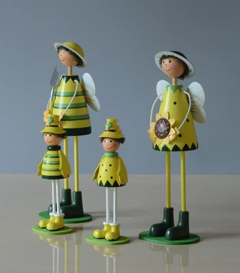 Sunflower a family of four Creative Home Furnishing ornaments wooden doll