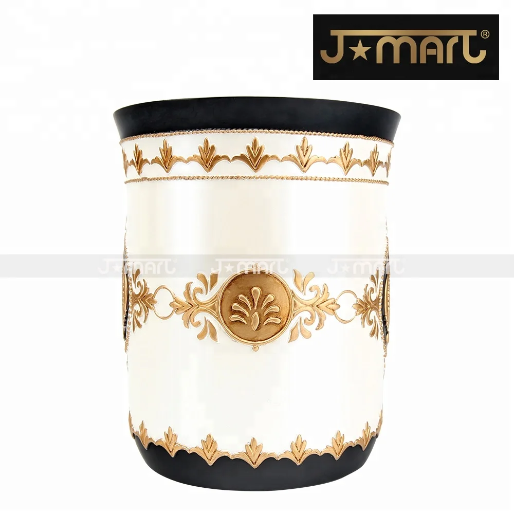 2024 Luxury Creative Middle East Arabic Style Resin Bathroom Accessories Glass Set of 5 for hotel home