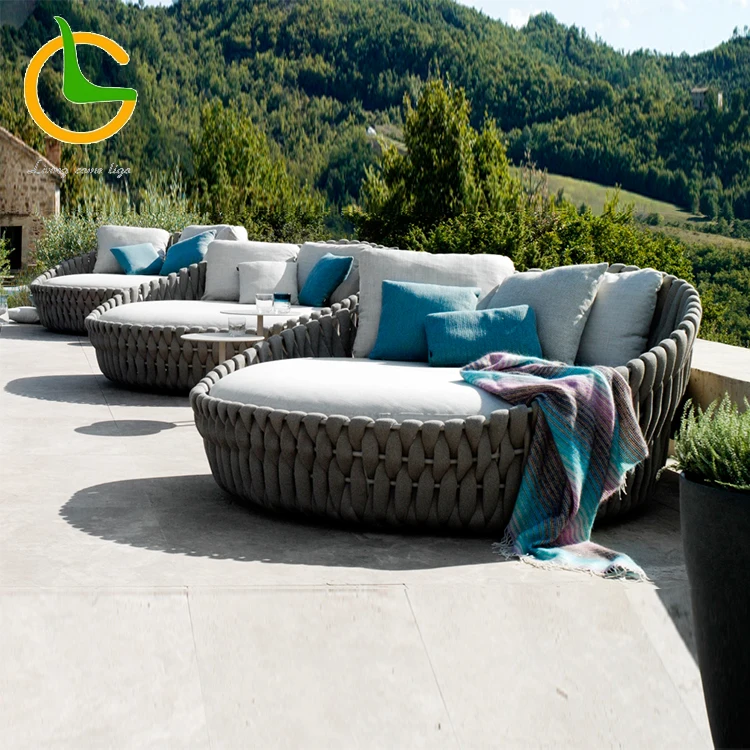Popular Patio Waterproof outdoor round sofa bed rattan day bed big size sofa bed