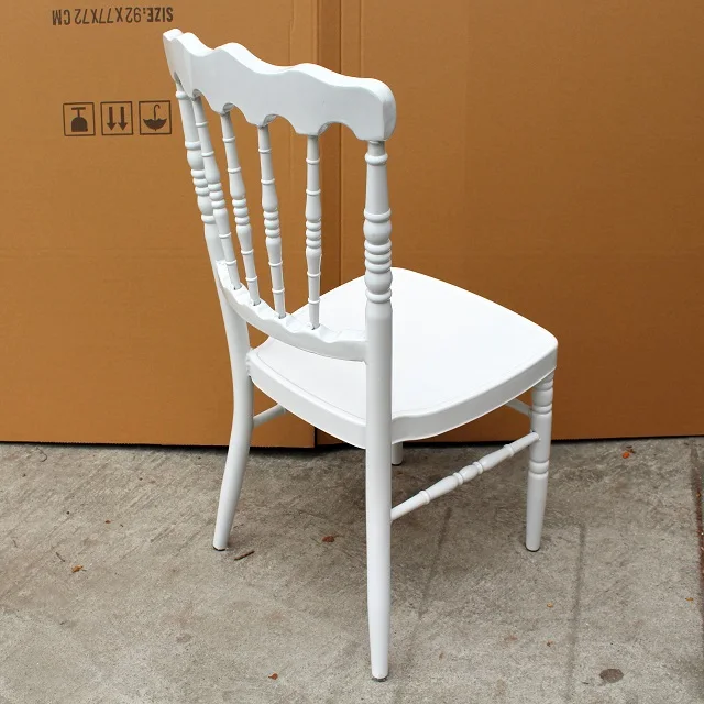 Wholesale Modern Stacking Event Napoleon Chair Popular White Wedding Chiavari Chair Made of Metal and Iron for Banquets