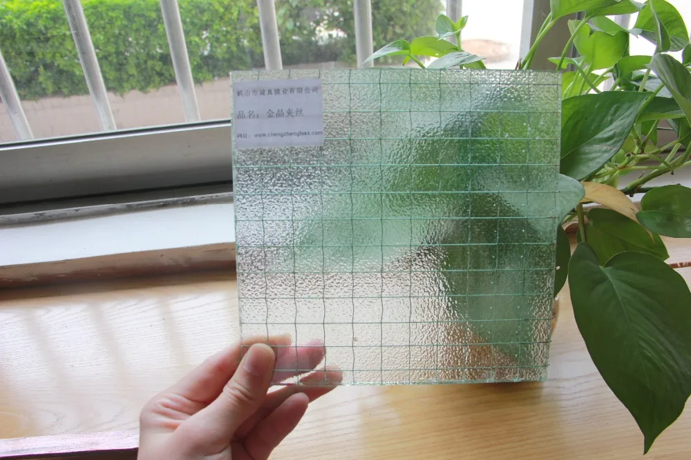 3-8mm clear and colored mirror fluted glass sheets patterned glass