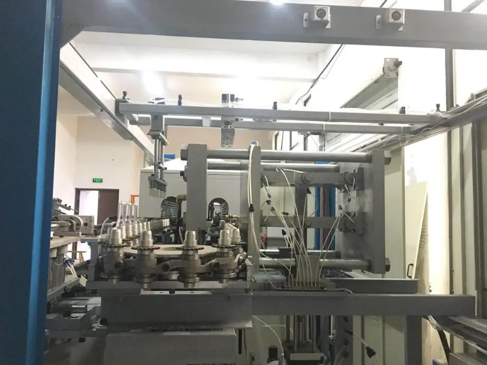 
New Design Custom Blow Molding Machine With Good Price 