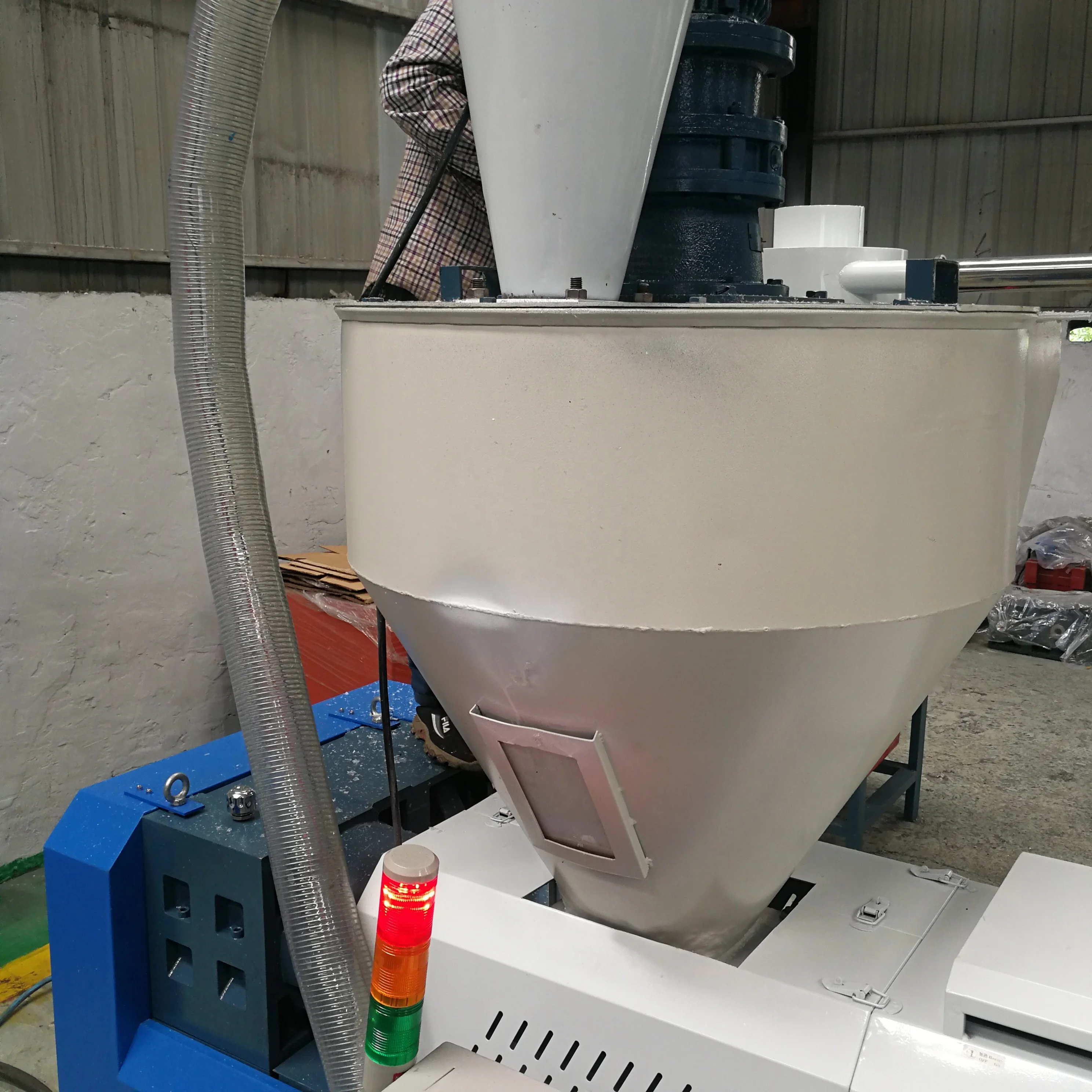 Single Two Stage PP PE ABS Small Cheap Granulator Plastic Recycling Pelletizing Machine Price