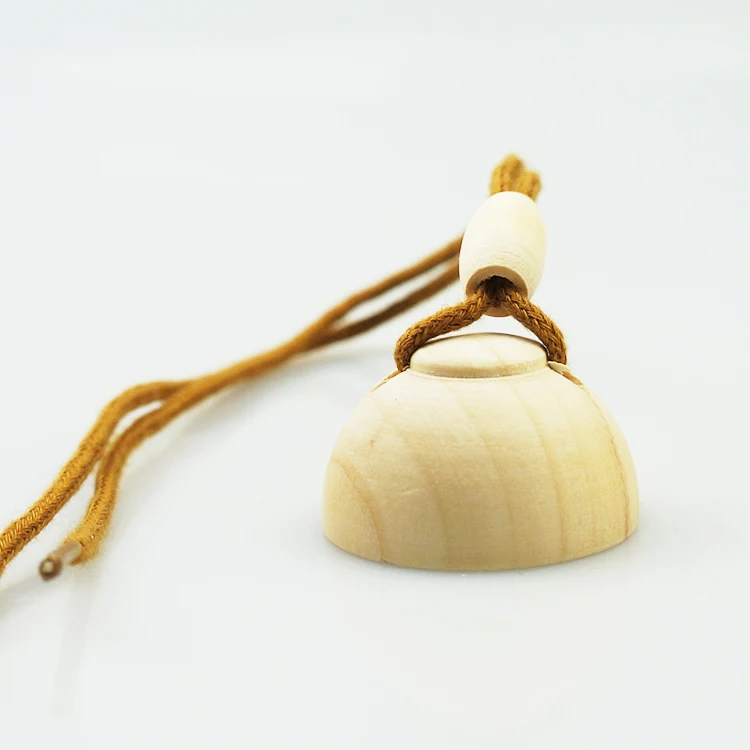 Hot Sale Ball Shaped Empty Hanging Car Air Freshener Vent Glass Car Perfume Bottle with Wooden Cap