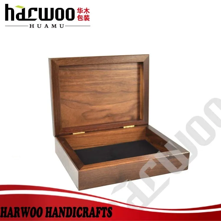 
Rectangular wooden box 