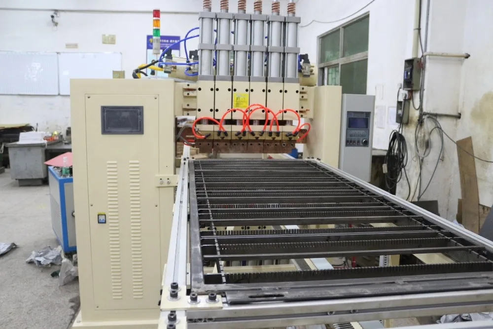 Hwashi Automatic Multiple Head Bundy Tube Condenser Welding Machine Wire Mesh Welding Machine