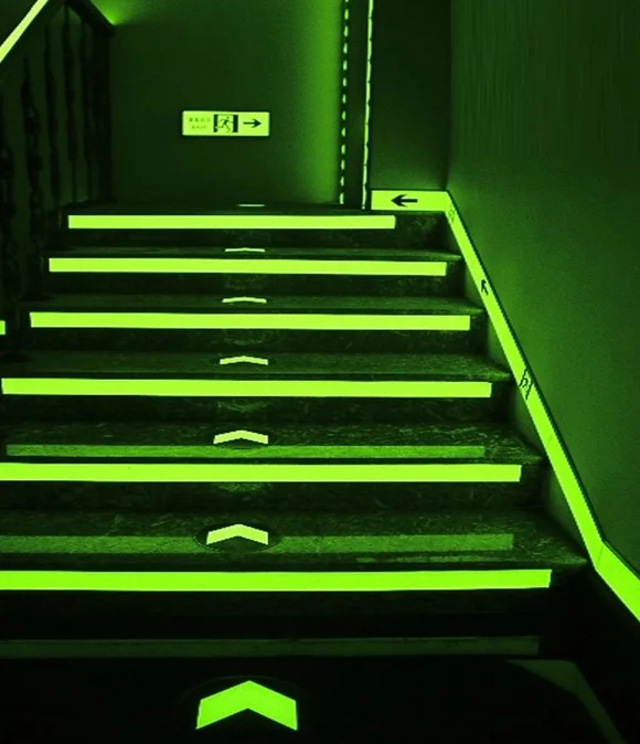 Top quality glow in dark sticker outlet decal safety sign exit sticker