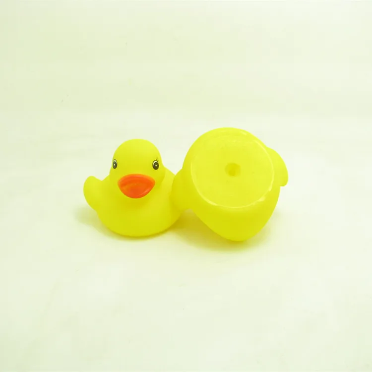 Mini Plastic Weighted Carnival Yellow Rubber Bath Ducks for Child