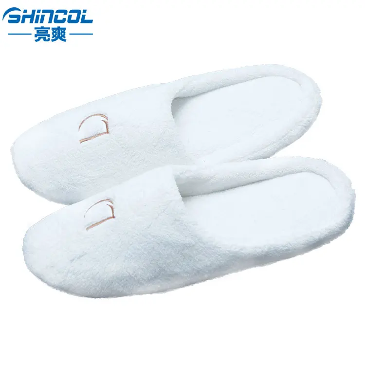 Comfort and durability custom personalized fancy embroidered winter warm coral velvet anti slip hotel slippers shoes