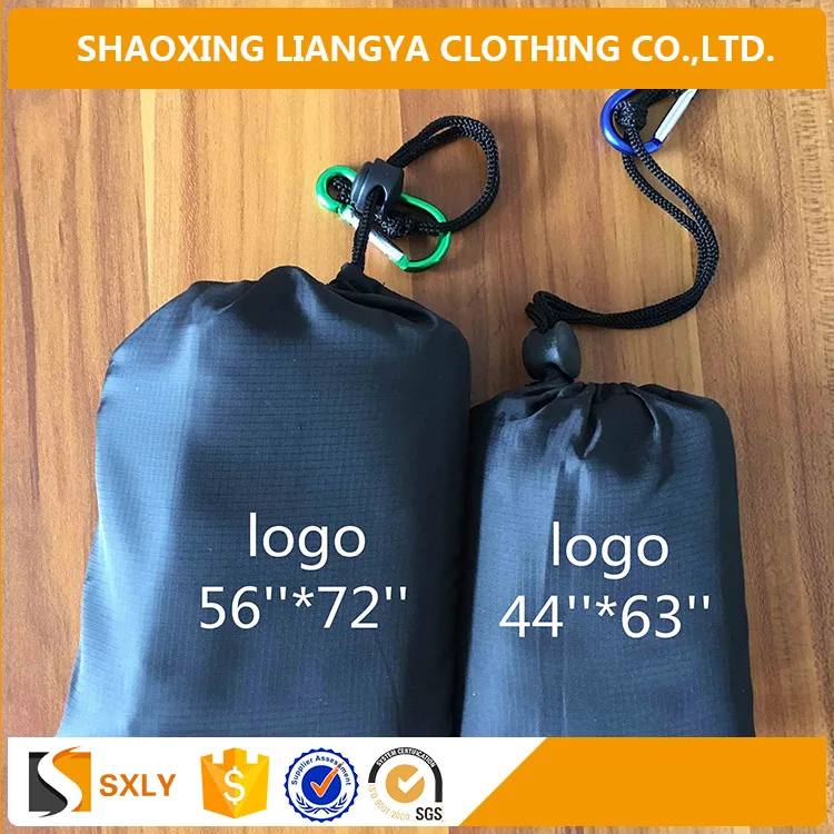 100% Polyester Outdoor Blanket with Waterproof Soft Beach Mat