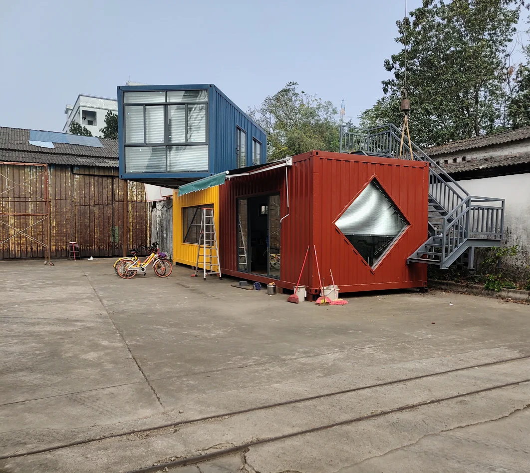 20ft shipping container house with insulation wall&roof including windows and door,pipeline circuit as home or office or shop