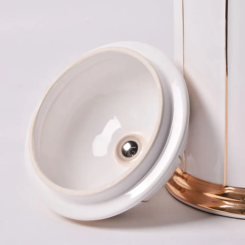 New products luxury antique porcelain mason spice crystal elegant cosmetics jars large storage jar with lid