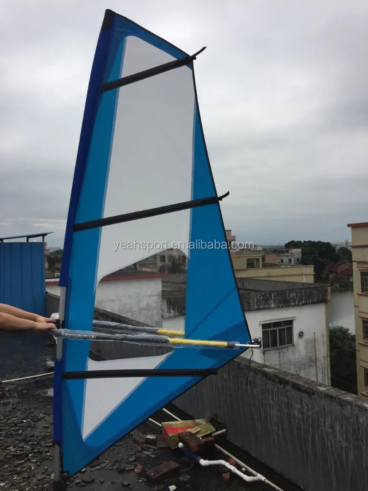 surfing stand up board winding sail