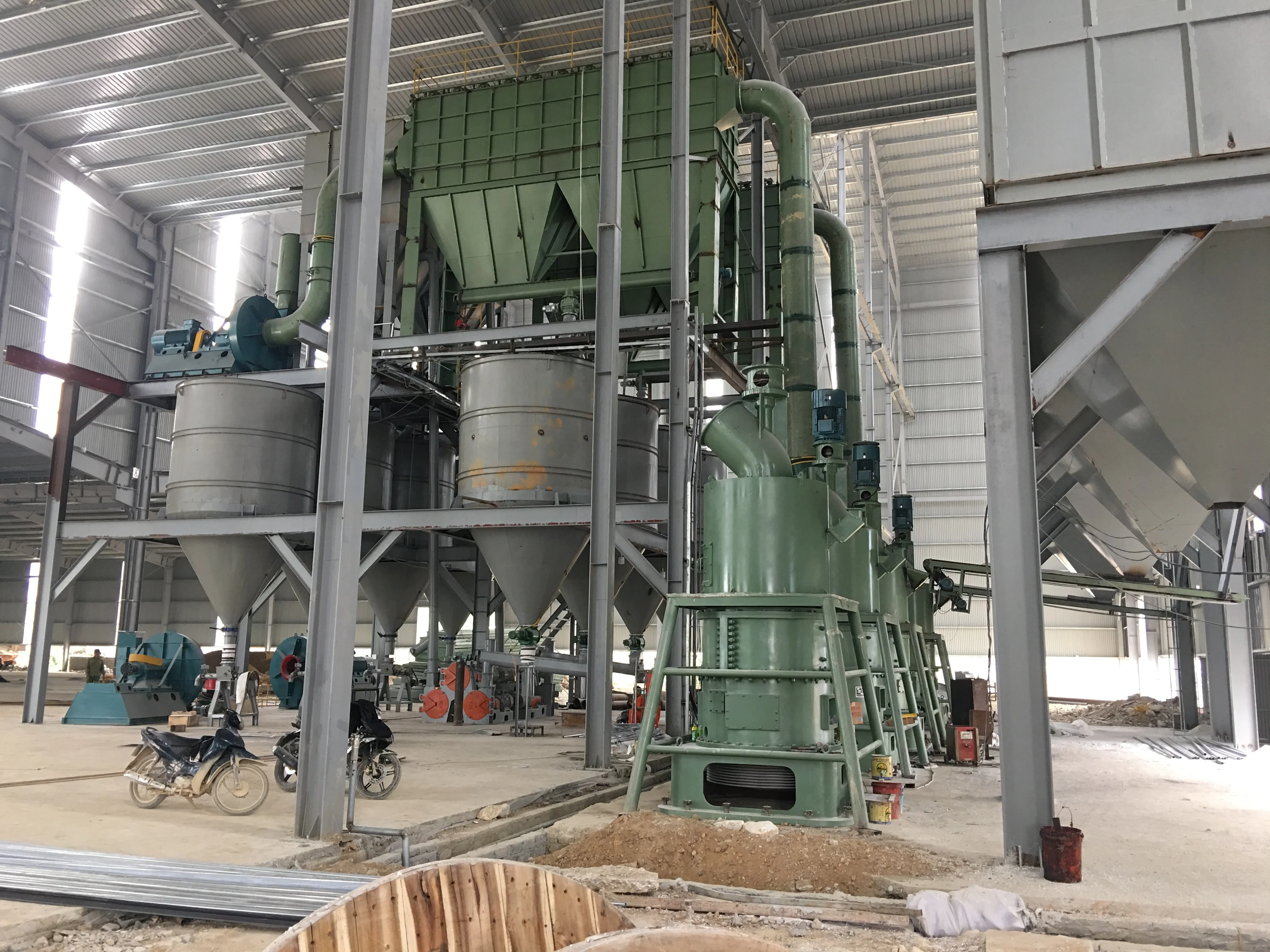 YFM-318 в мельничных линии для обжиг доломита и известняка