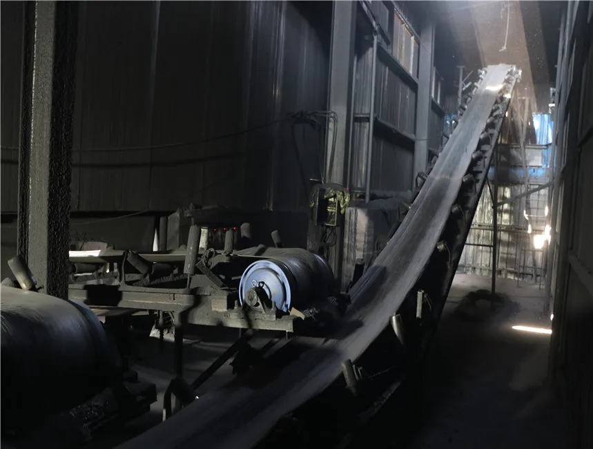 Mineral source organic fulvic acid fertilizer for crops growth