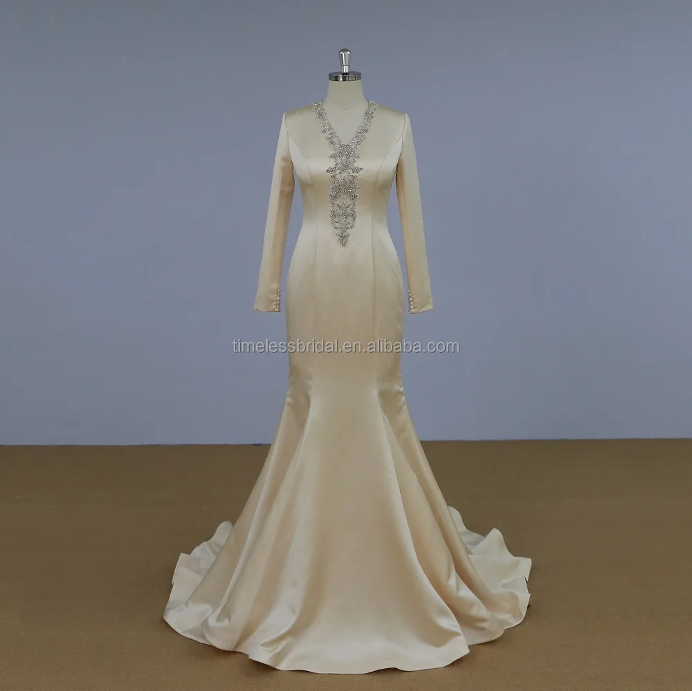 Newest design 2018 elegant wedding dress long sleeves embroidery V-neck