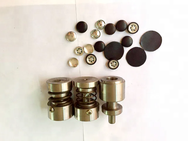 Automatic Fabric Covered Button Making Machine Industrial