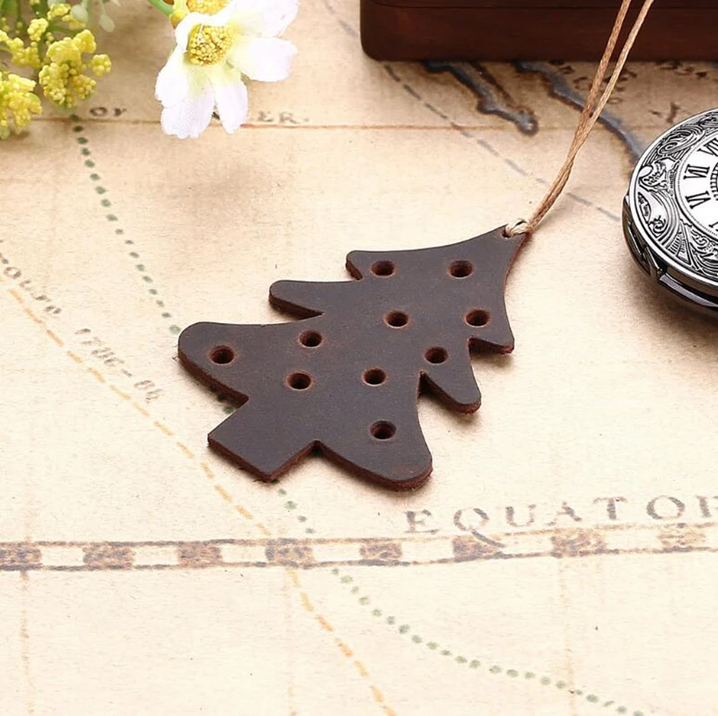 
Dreamtop DTF280 creative freebie Christmas tree bookmark wholesale free sample fashion bookmark leather 