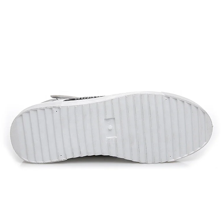 2019 ladies sport shoes high top fashion sneakers women studded boot lace up PU casual flats white black