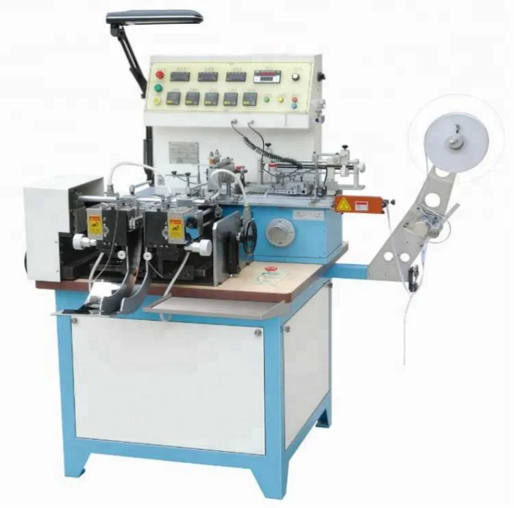 Машина для резки и складывания тканых этикеток, машина для резки и складывания атласных этикеток