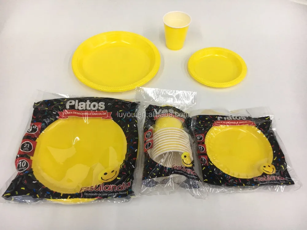 
disposable solid color round plastic plate 