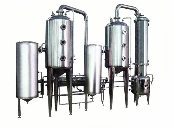 Evaporator and crystallizer for waste liquid, edible salt solution evaporation