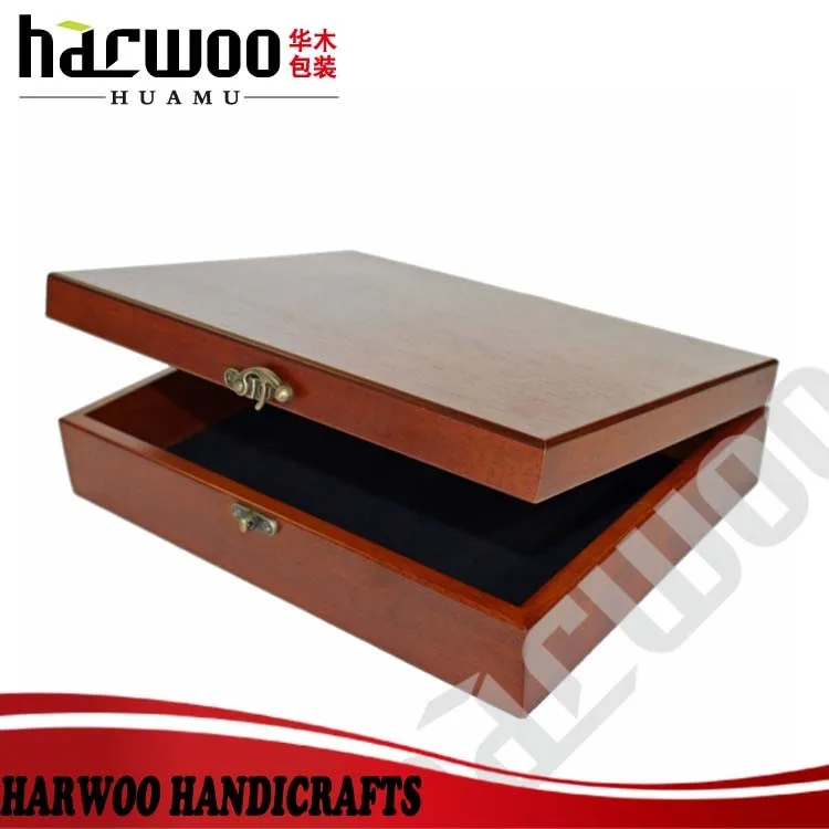 
Rectangular wooden box 