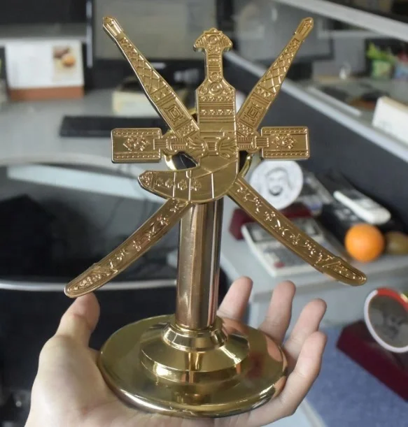 Oman National Emblem Gold Metal Trophy, Oman National Day Gift Home Decoration