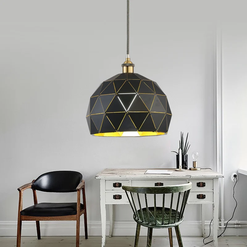 Zhongshan Modern Design Black Gold Metal Iron Ball Indoor Hanging Pendant Light Lamp Fixture for Kitchen Dinning Room Restaurant