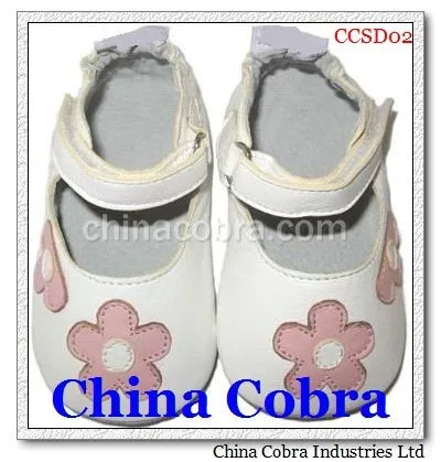 
2021 top quality well sold soft sole leather baby shoes soft leather slippers 