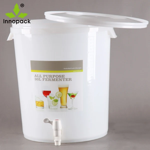 plastic 30L brewing fermentation bucket with tap and airlock