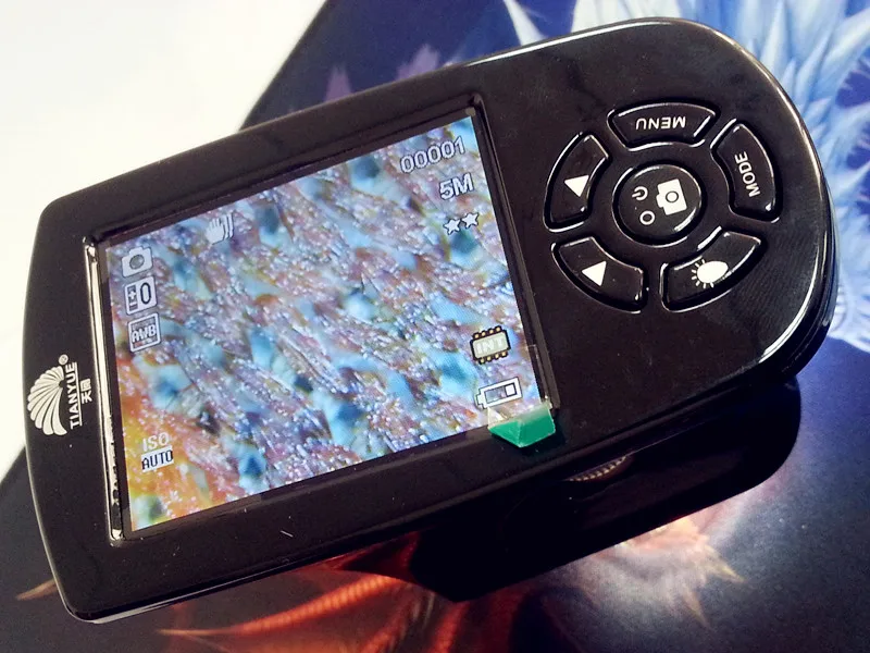 LCD Digital Skin Monitor Detector LED Facial Tester Skin Tool Analyzer Skin pigment Oil Elasticity Fluorescent Detection