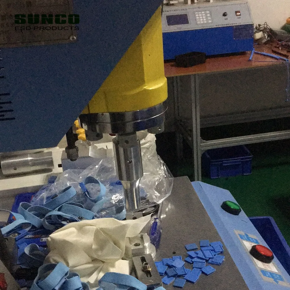 Hypo-allergenic antistatic wrist strap