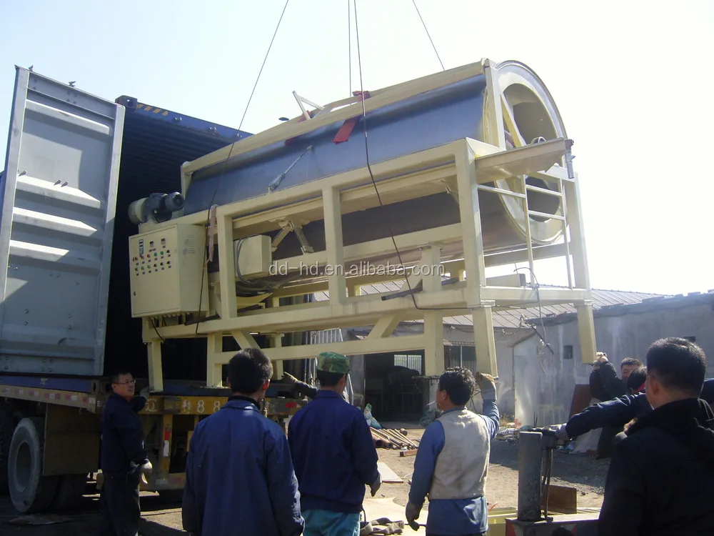 Candle wax spraying machine for candle making