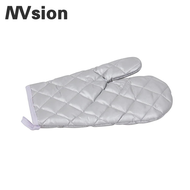 Wholesale travel standing electric garment steamer clothes steam iron