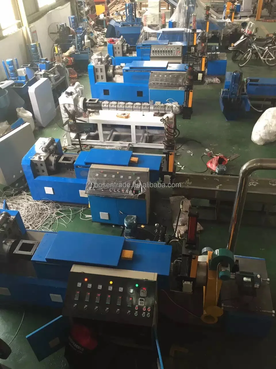 High-efficiency Plastic Recycling Machine Automatic Particle Manufacturing Machine
