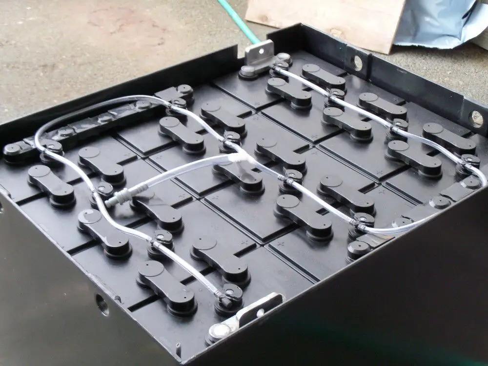 2020 New Products Automatic 36V Battery Watering System For Flood Battery