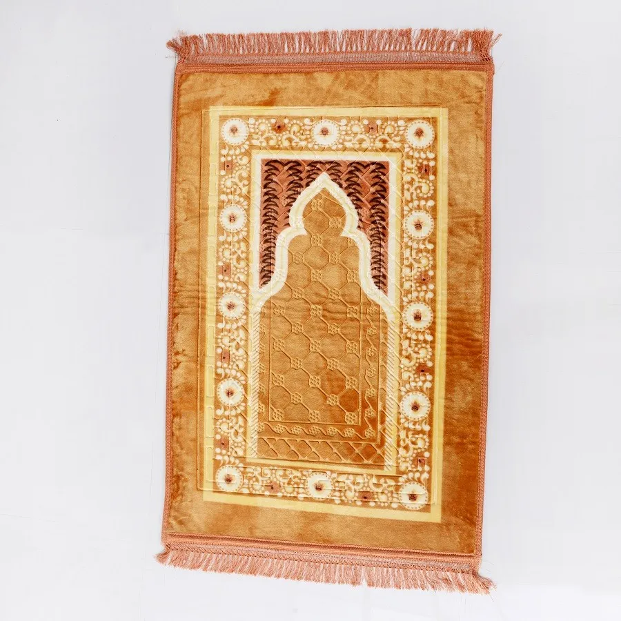 High Quality New design classical anti slip Muslim prayer rug  muslim custom mosque carpet custom sejadah