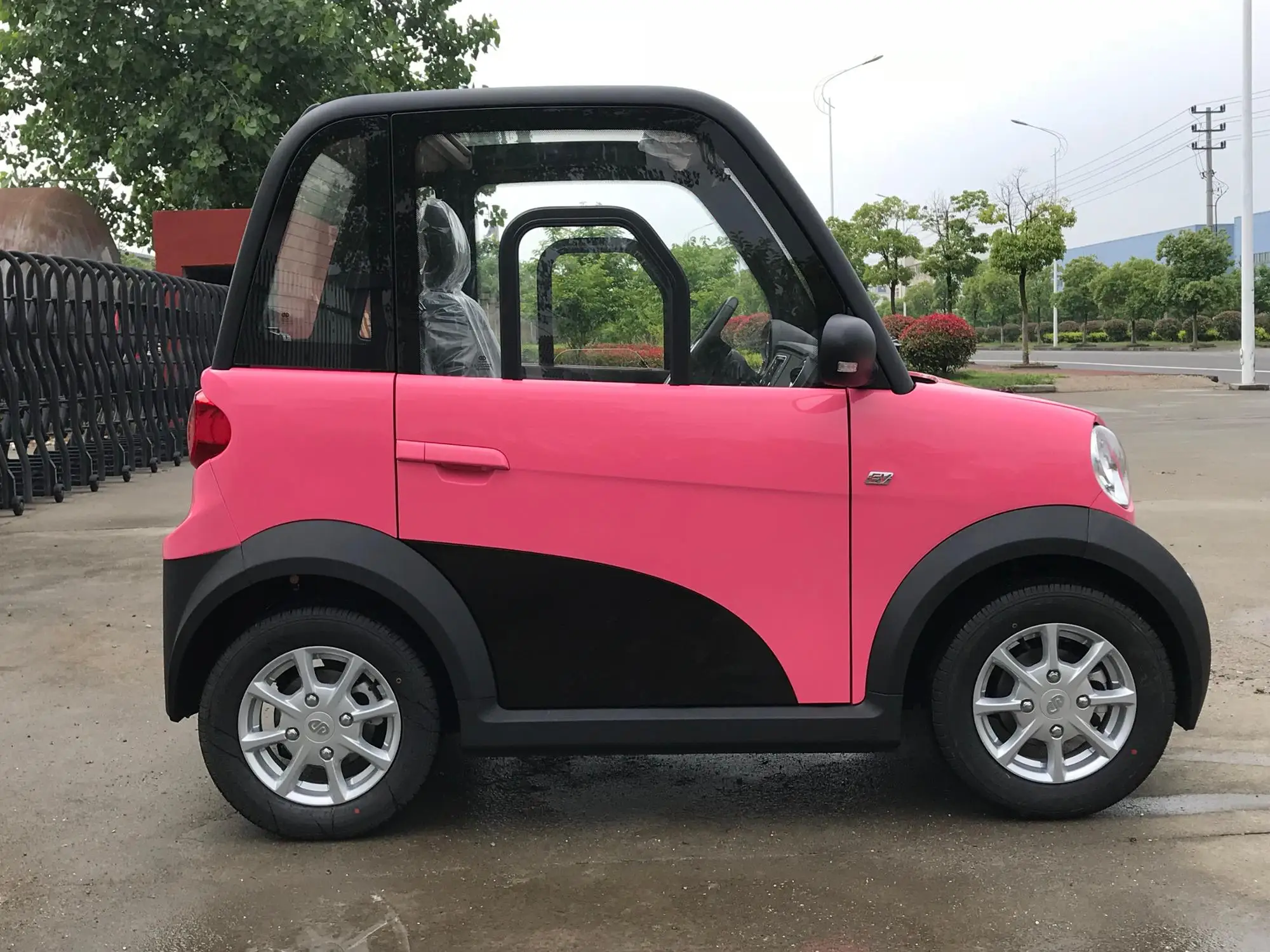 Low speed 4 wheels EV Whole Vehicle Type Approval EV LHD RHD, Lead acid battery Electric vehicle L6e-BP 45Km/h