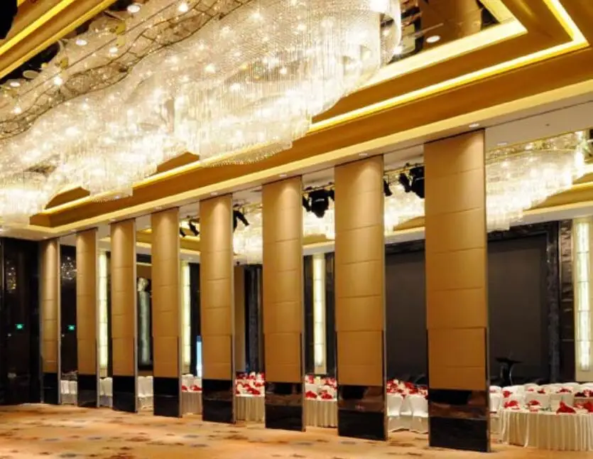 Malaysia hotel acoustic movable doors soundproof wooden accordion door classroom folding partition doors with cheap price