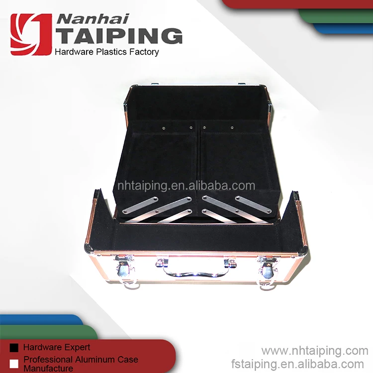 Набор для макияжа с золотой рамкой алюминиевый корпус мраморной поверхностью