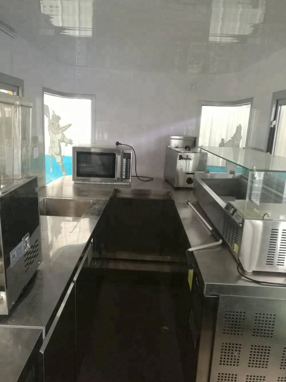 
Latest design ice cream food truck electric bus food truck mobile crepe cart coffee trucks for sale 