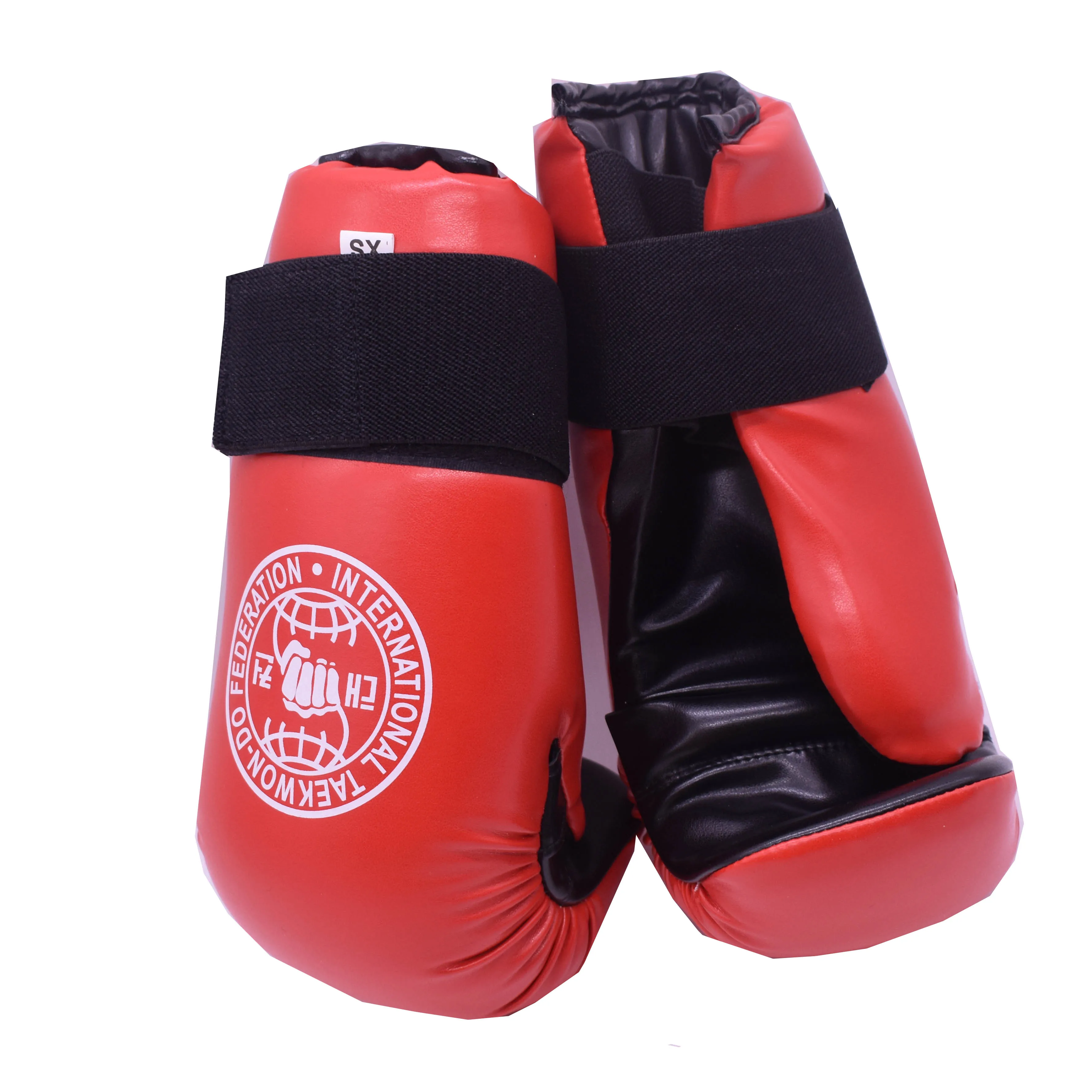 Manufacturers supply ITF taekwondo leather red or blue hand gloves hand protector sparring gloves