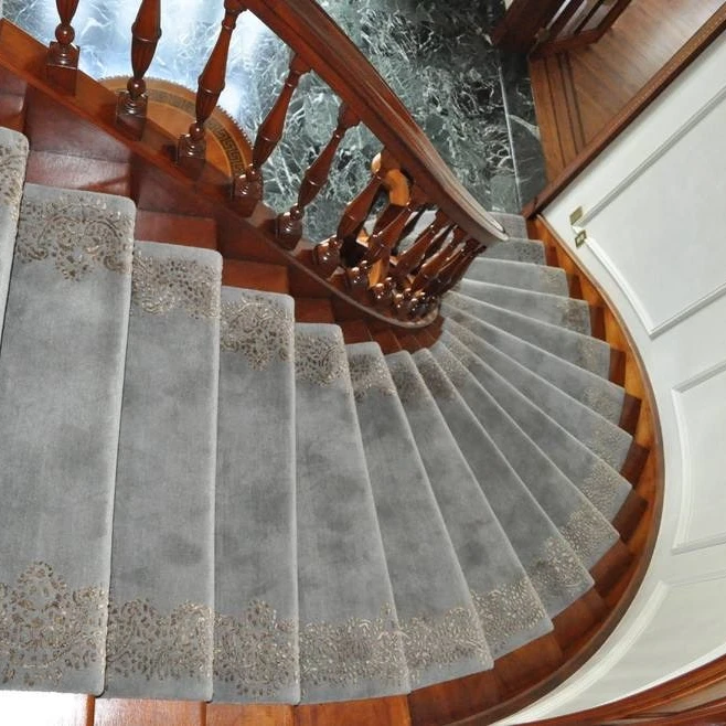 Anti-slip Floral Pattern Polyester Home Staircase Carpet Rug