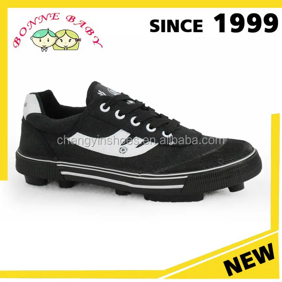 Китай оптовая продажа alibaba горячая распродажа шипованные ботинки, белый и синий новая модель мальчики