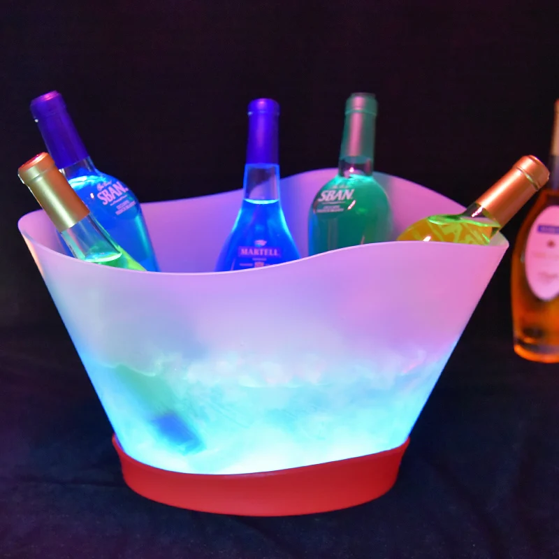 2023 Hot Selling  Pp Material Tray Hotel Promotional Led Ice Bucket For Beer