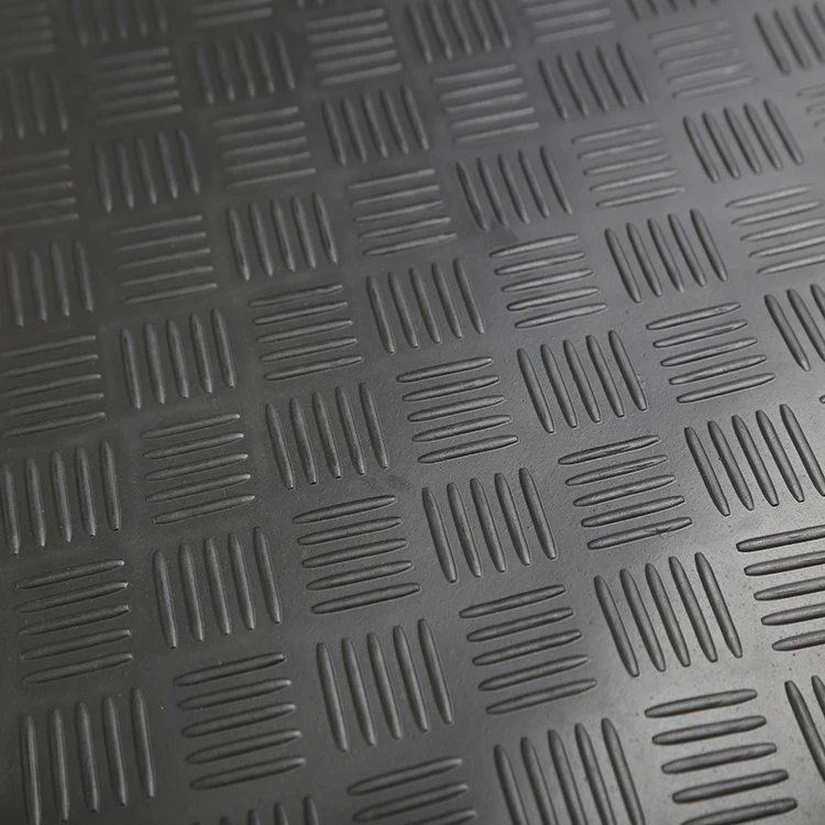 3-6mm Outdoor Fire Proof Floor Protection Checker Plate Rubber Matting