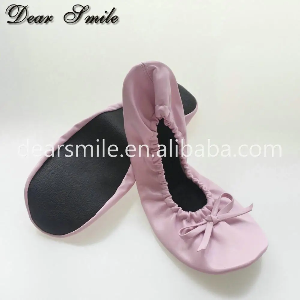 Hot Selling ladies pink flats foldable ballet shoes with bag for driving ,shopping and party dance 2023 free shipping