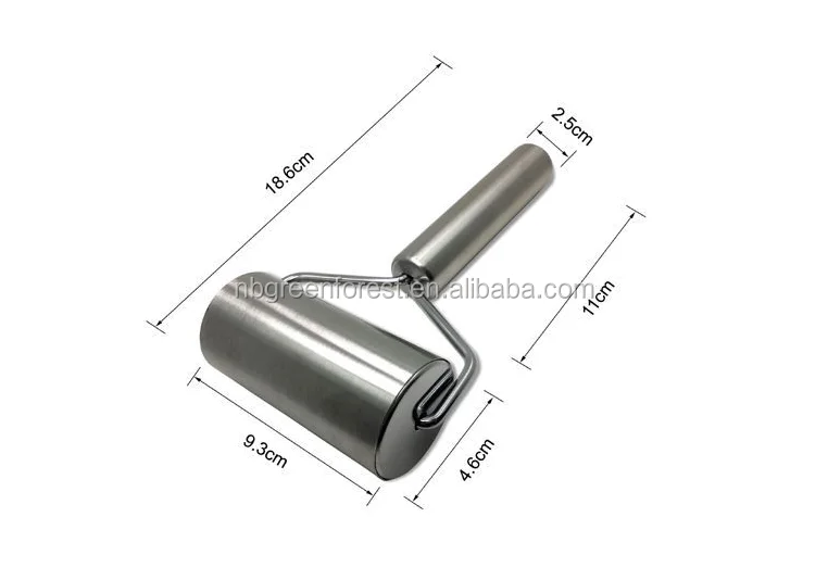 Rolling pin with roller